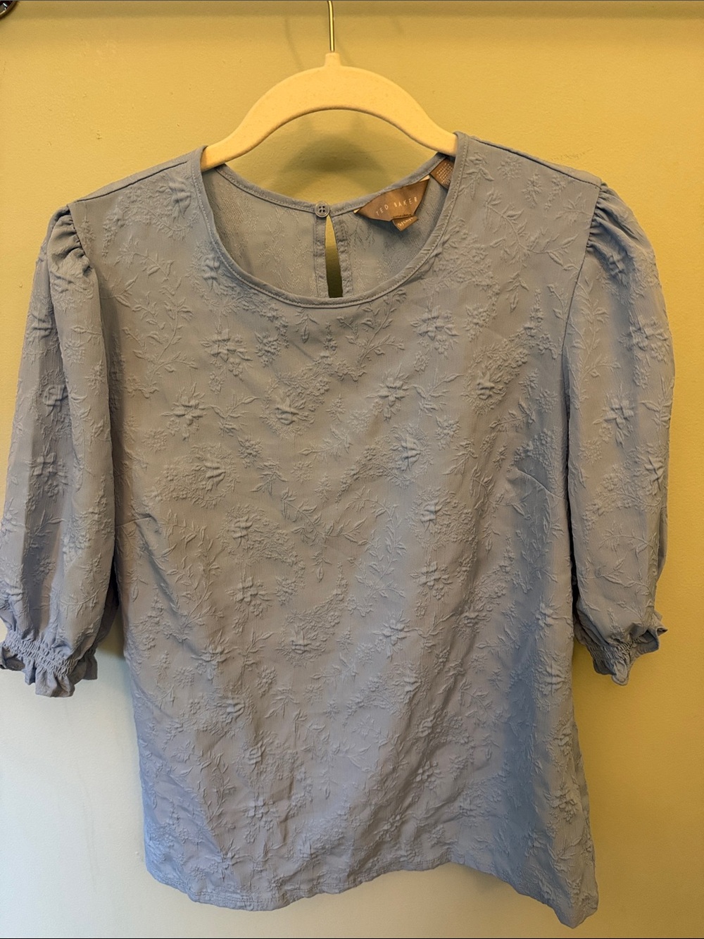 Ted Baker WomTextured Puff Sleeve Blouse